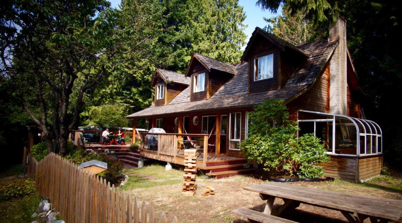 Up The Creek Backpacker'S Lodge Roberts Creek Eksteriør bilde